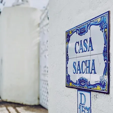 וילה Casa Sacha *